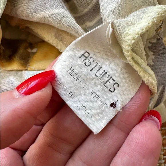 Vintage Y2K French Sheer Fairy Top with Swiss for and floral pattern - Picture 6 of 10